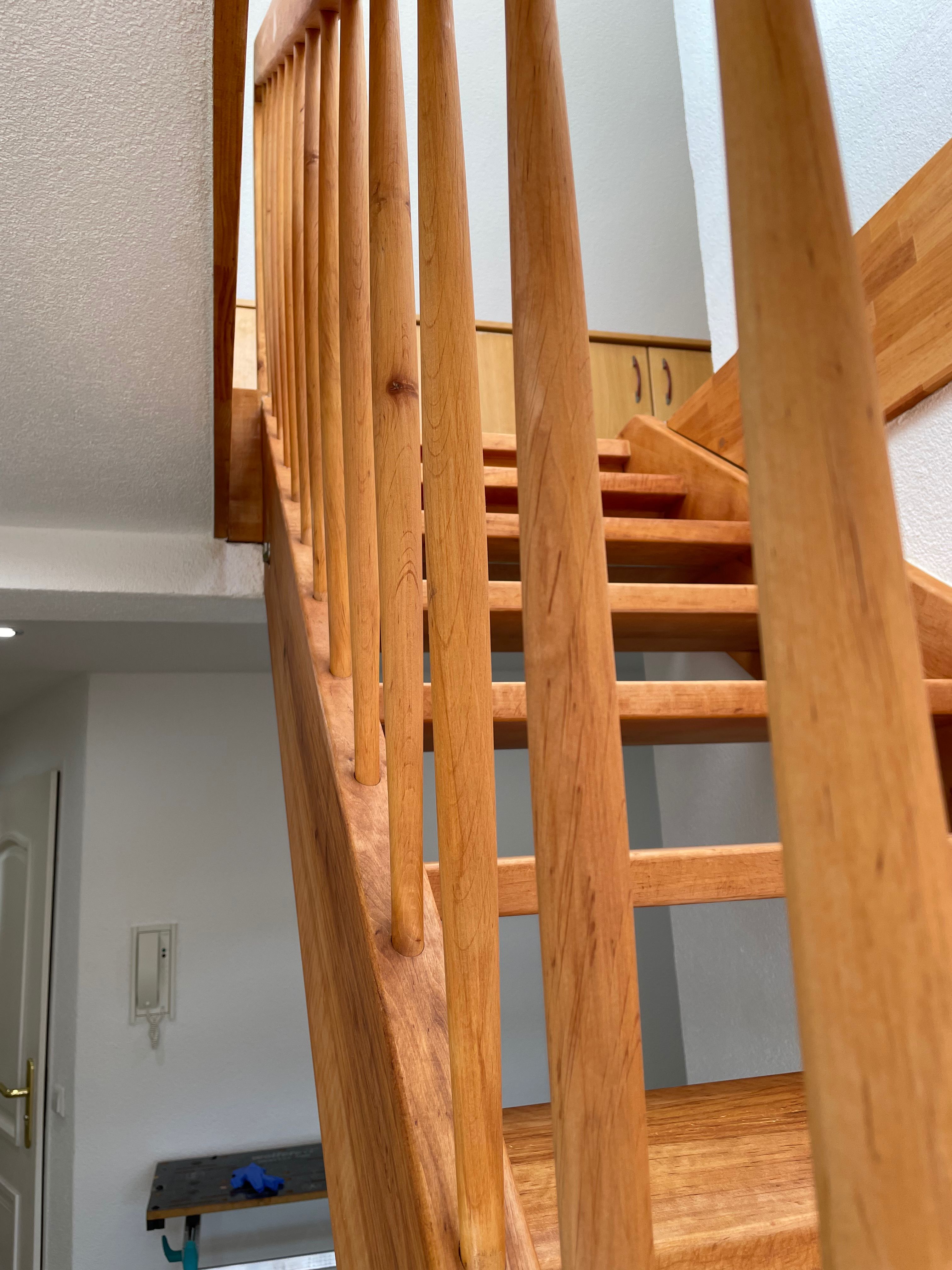Holztreppen Sanierung Geländerstäbe Preis